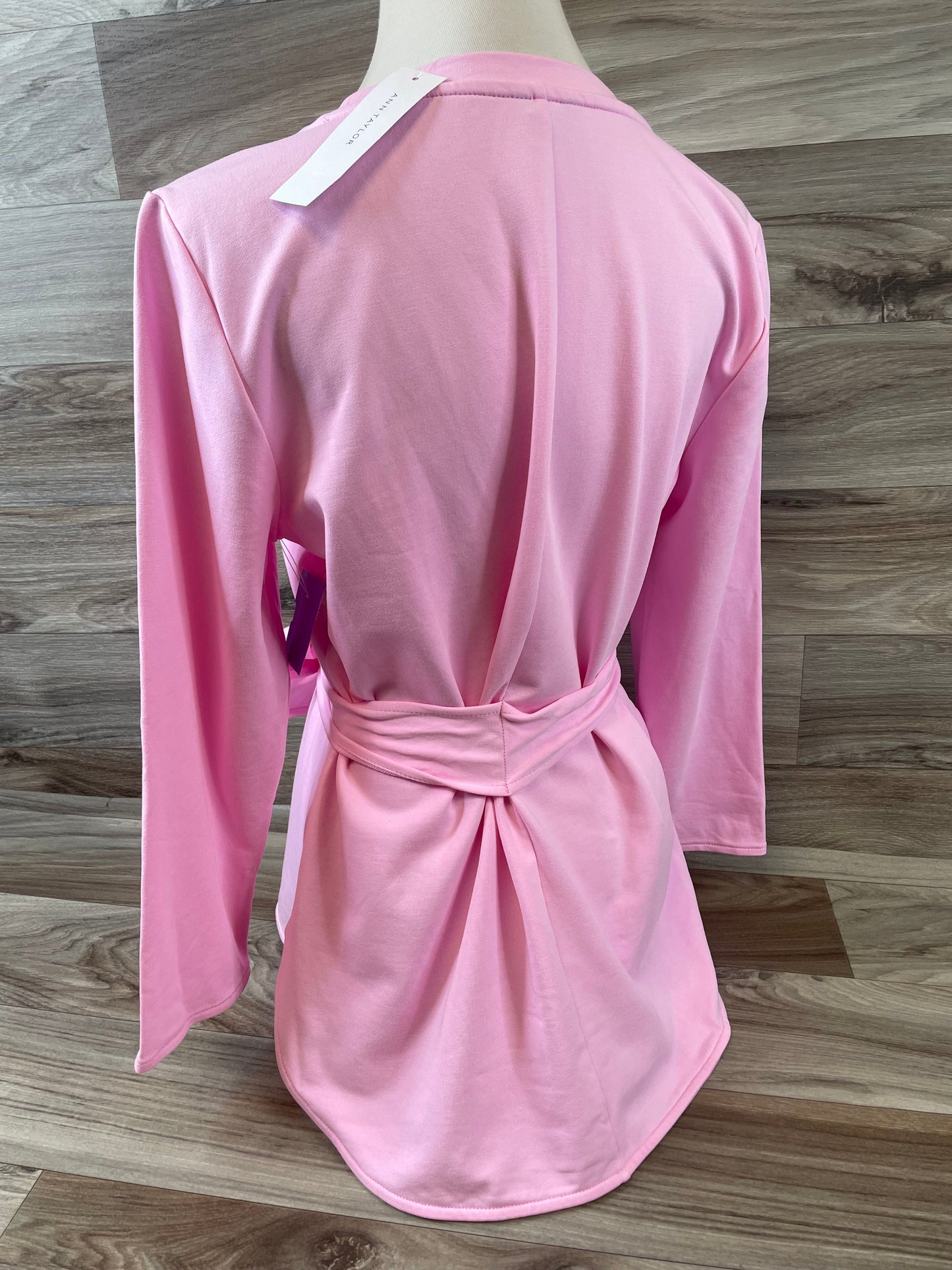Pink Top 3/4 Sleeve Ann Taylor, Size M