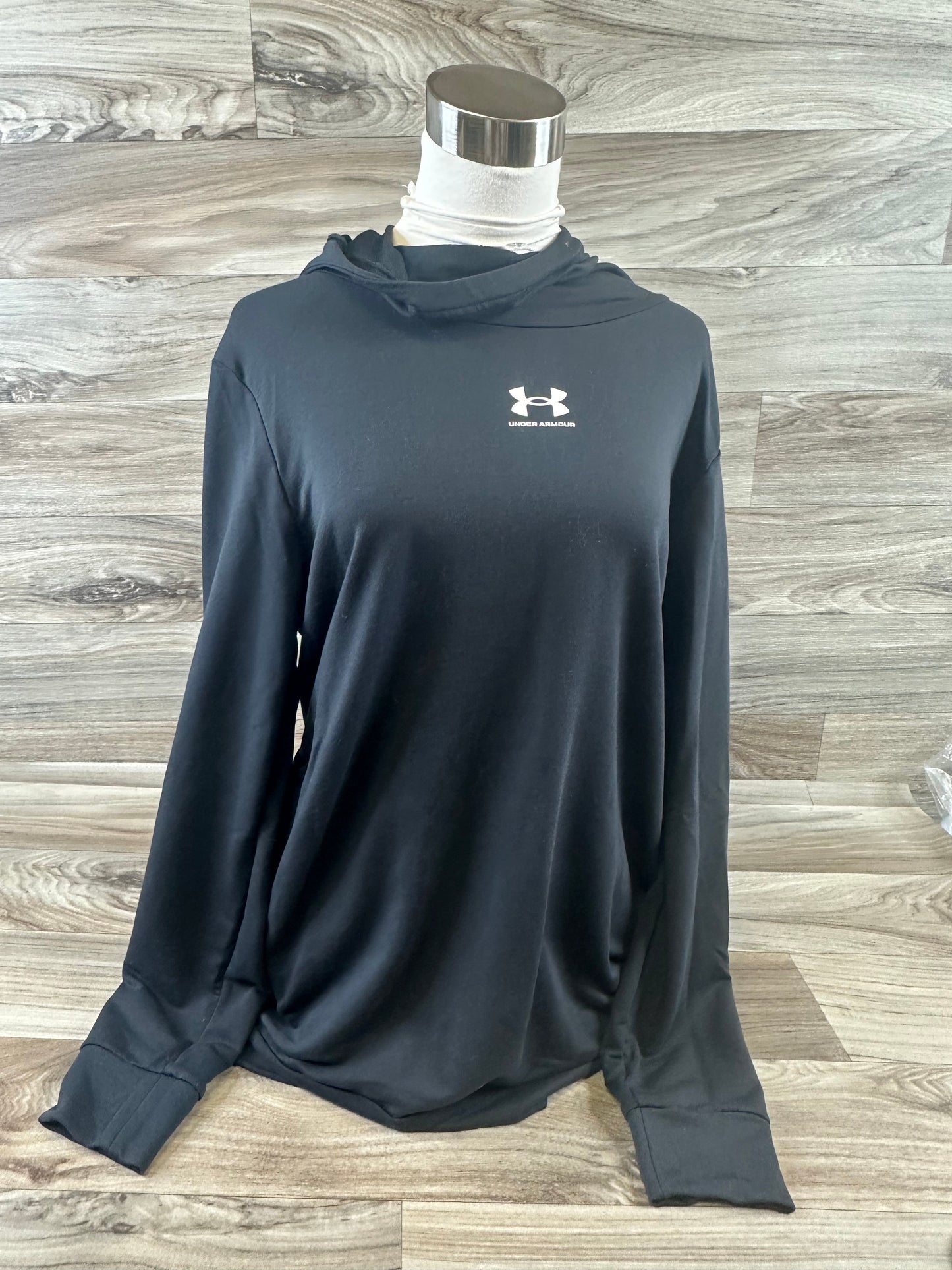 Athletic Top Long Sleeve Hoodie By Under Armour In Black, Size: M