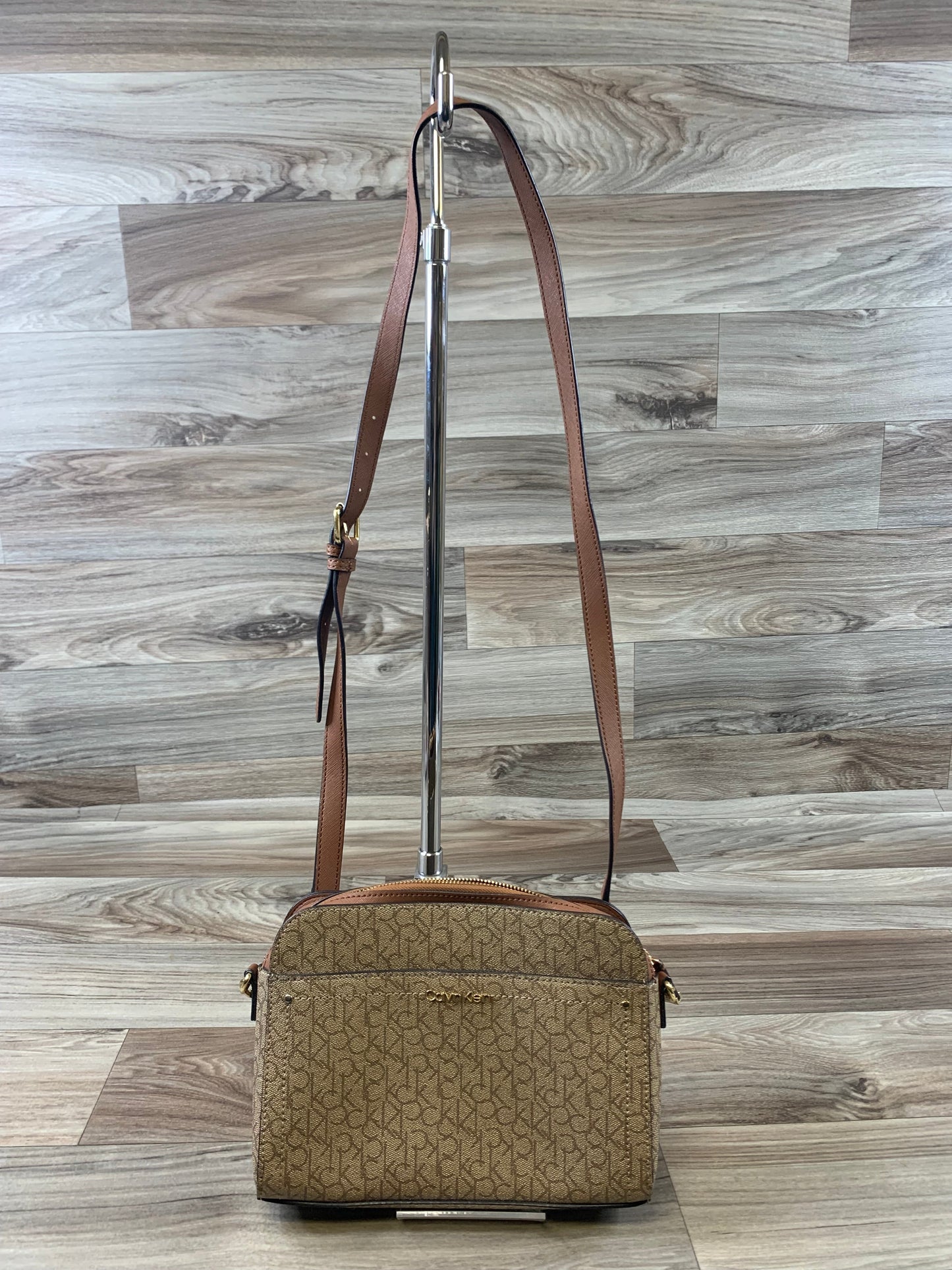 Crossbody By Calvin Klein, Size: Medium