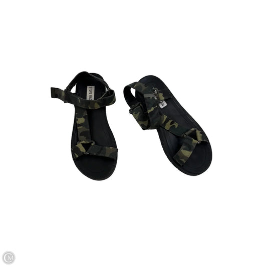 Sandals Flats By Steve Madden In Camouflage Print, Size: 6