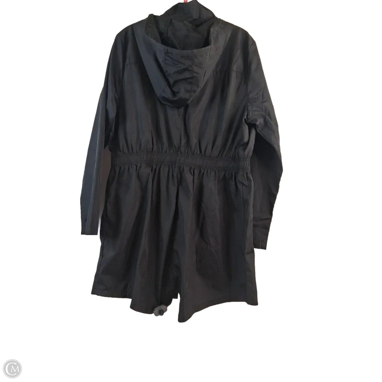 Jacket Windbreaker By Clothes Mentor In Black & White, Size: M