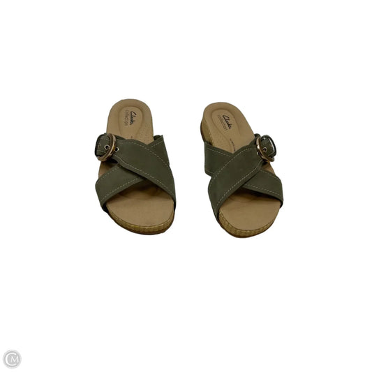 Sandals Flats By Clarks In Green & Tan, Size: 8