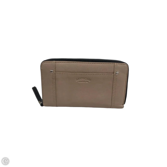 Wallet By Clothes Mentor, Size: Medium