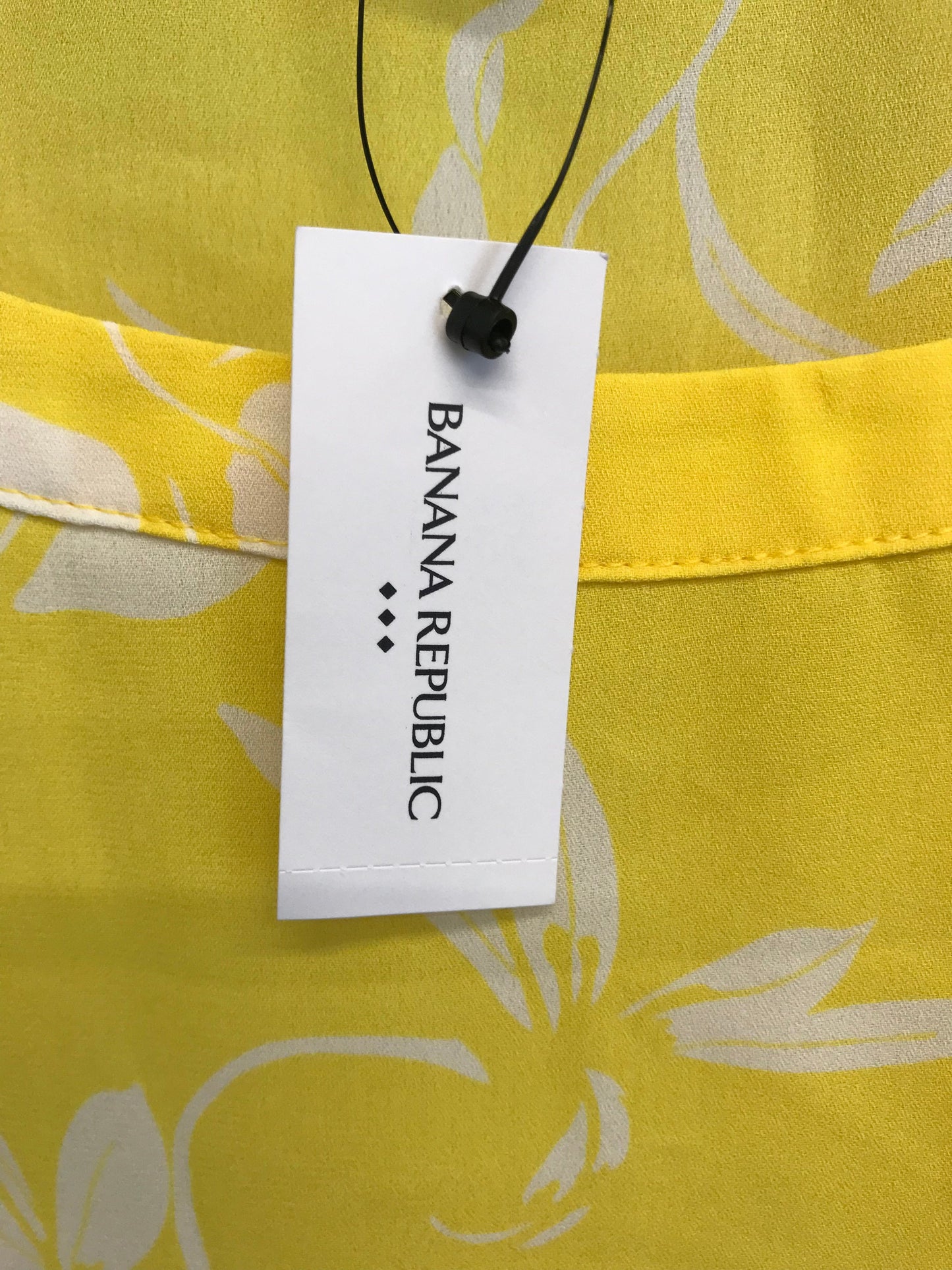 White & Yellow Top Short Sleeve By Banana Republic, Size: L