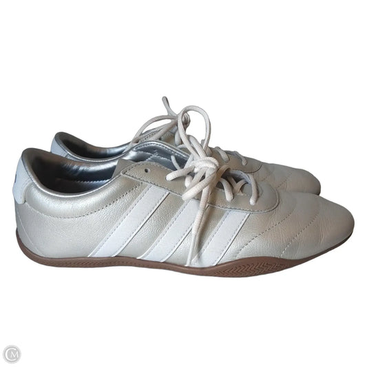 Shoes Athletic By Adidas In Grey & White, Size: 8.5