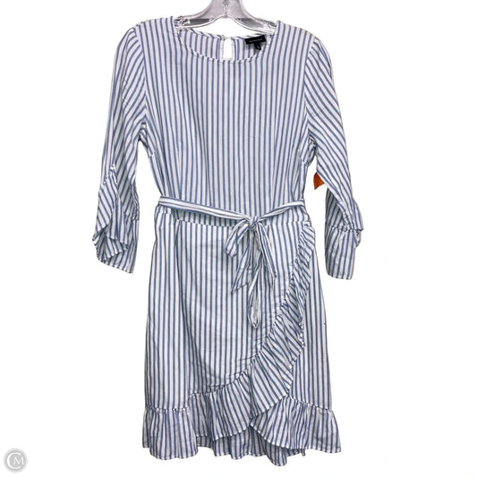 Dress Casual Short By Who What Wear In Striped Pattern, Size: S