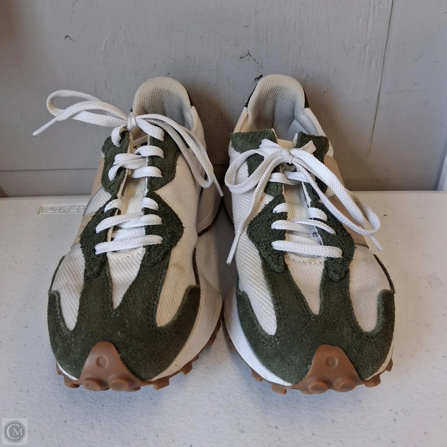 Shoes Athletic By New Balance In Green & White, Size: 7.5