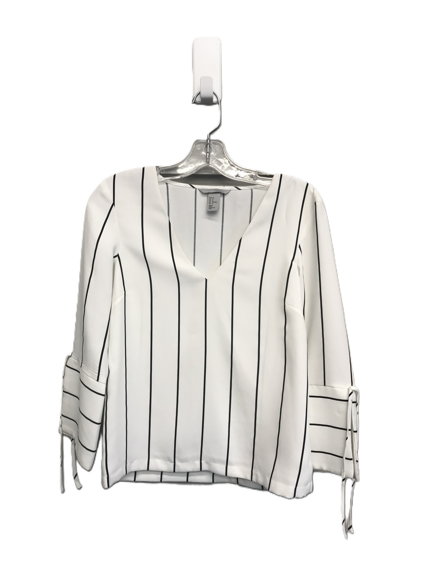 Top Long Sleeve By H&m  Size: Xs