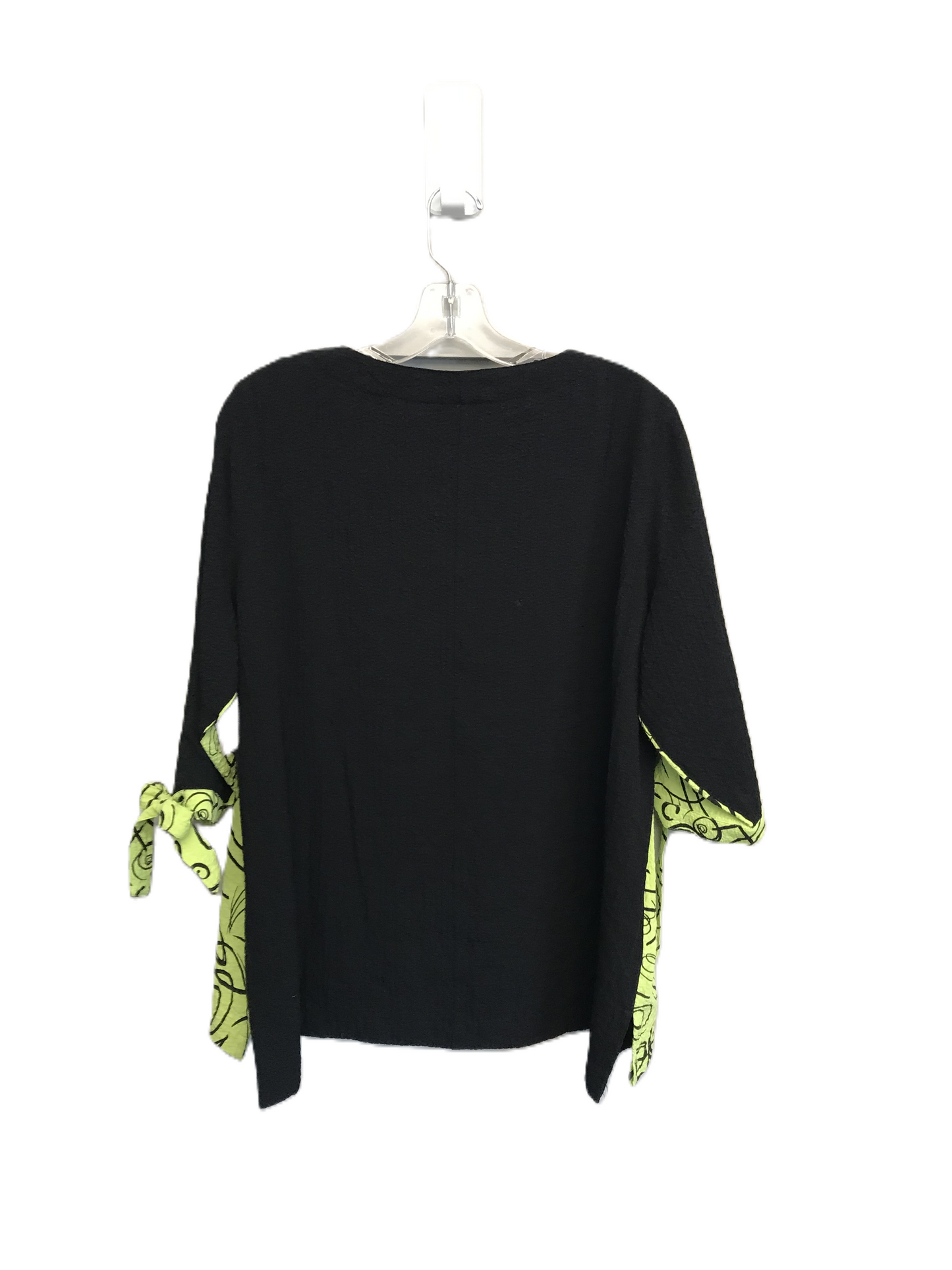 Black & Green Top 3/4 Sleeve By Ali Miles, Size: L