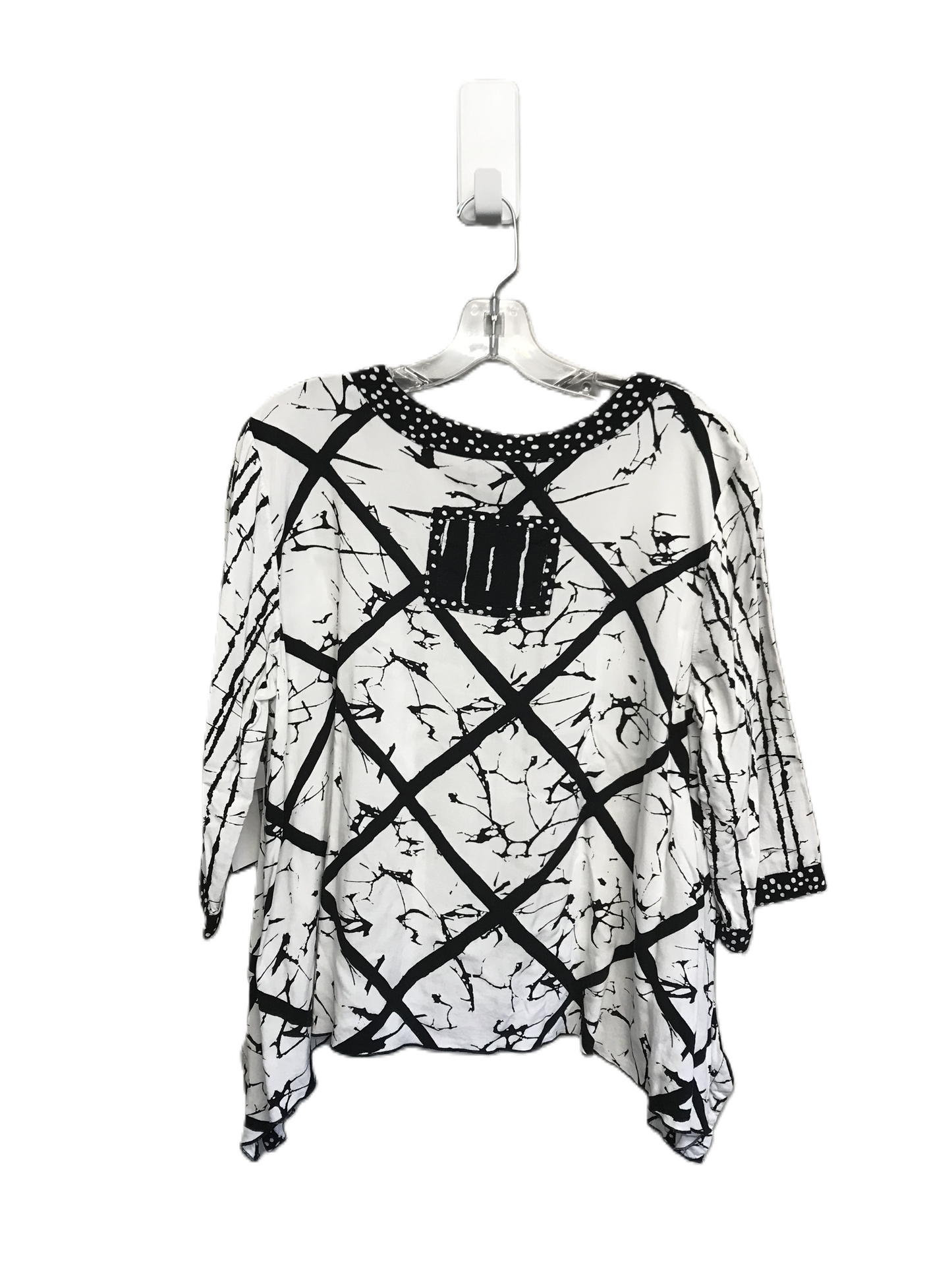 Black & White Top Short Sleeve By Ali Miles, Size: L