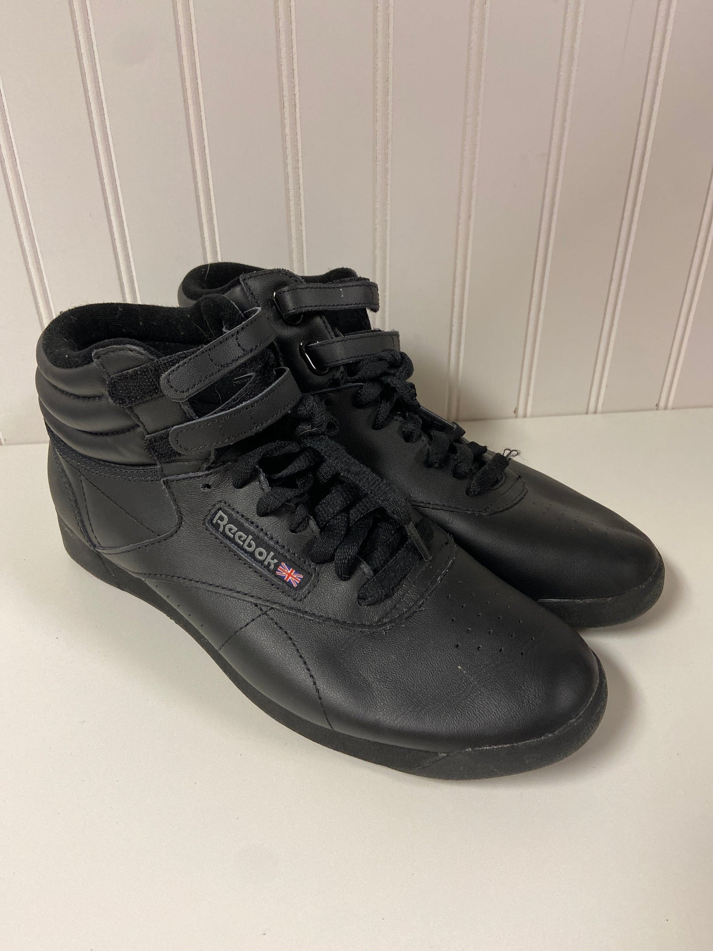 Shoes Sneakers By Reebok In Black, Size: 10