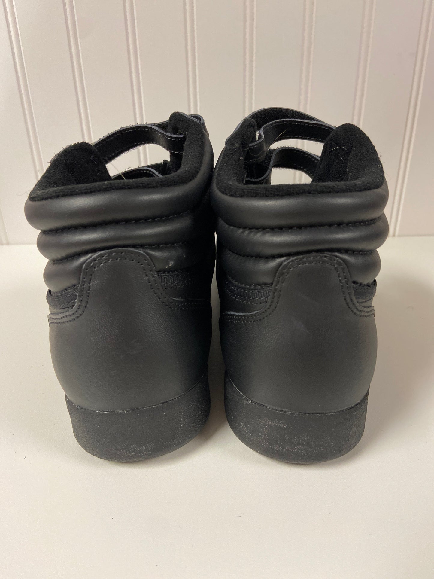 Shoes Sneakers By Reebok In Black, Size: 10