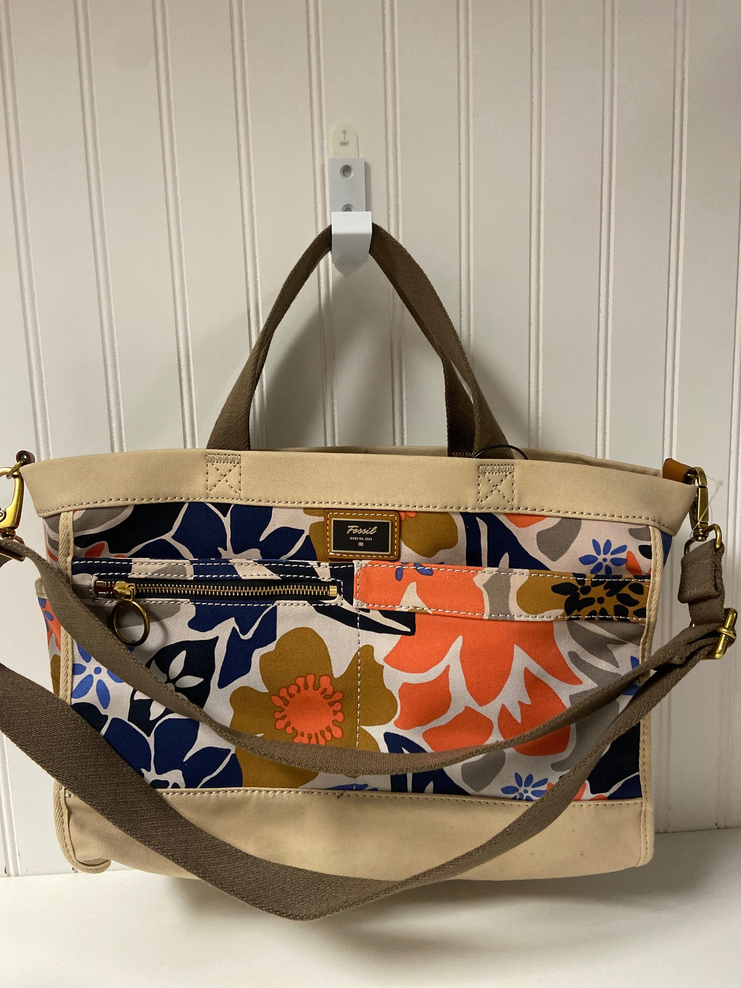 Tote By Fossil, Size: Medium