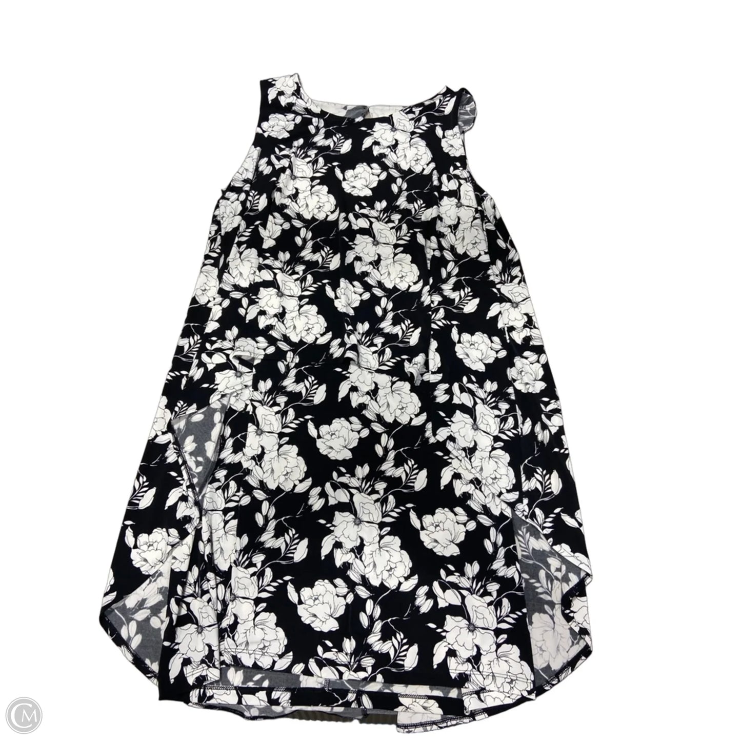 Dress Casual Short By Chicos In Black & White, Size: L