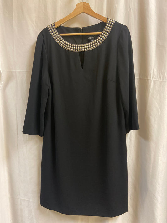 Dress Designer By Tahari  Size: M