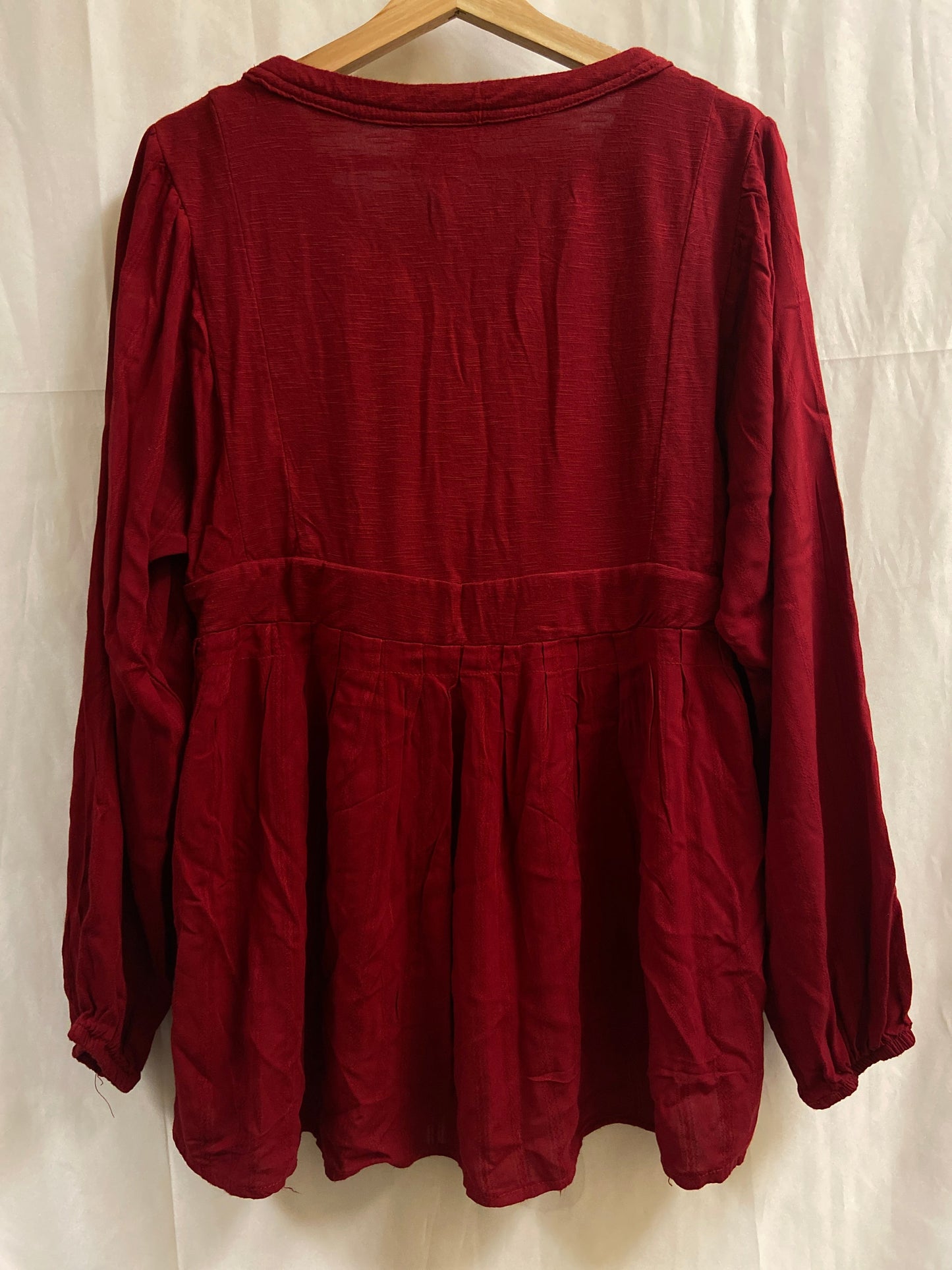 Top Long Sleeve By Knox Rose  Size: M