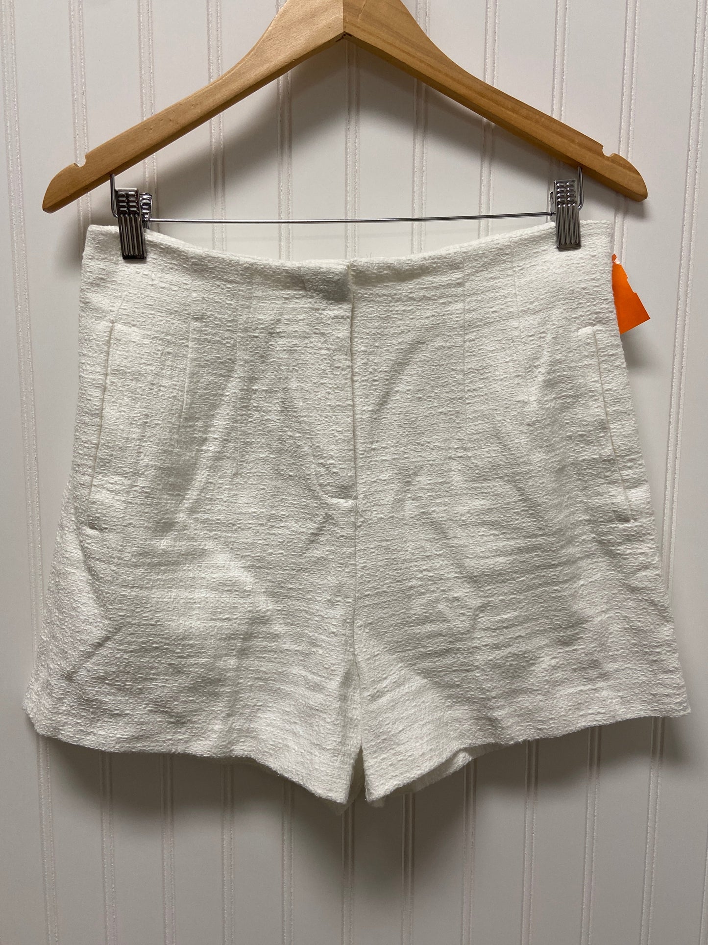 Shorts By Zara  Size: L