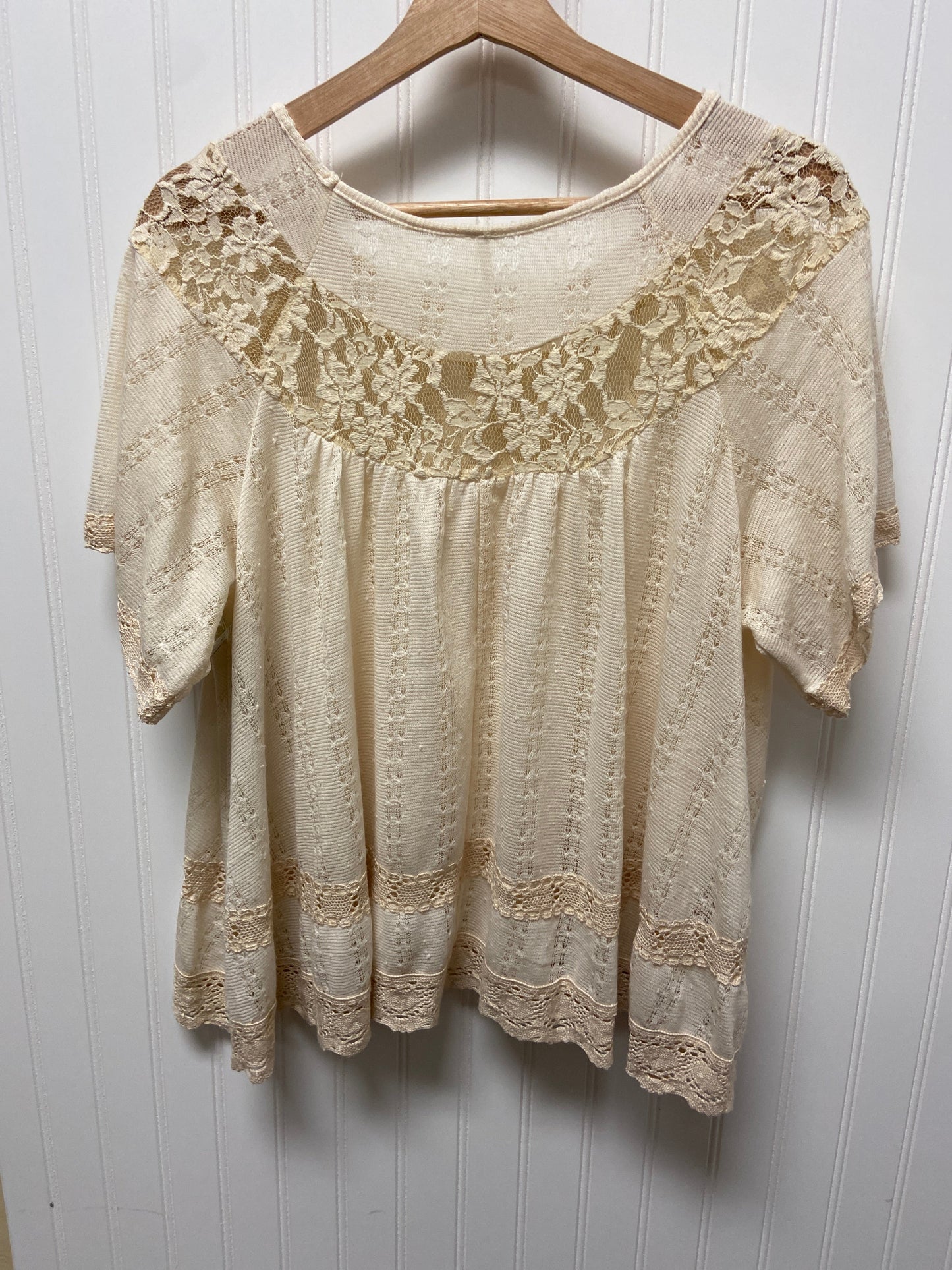 Top Short Sleeve By Free People  Size: M