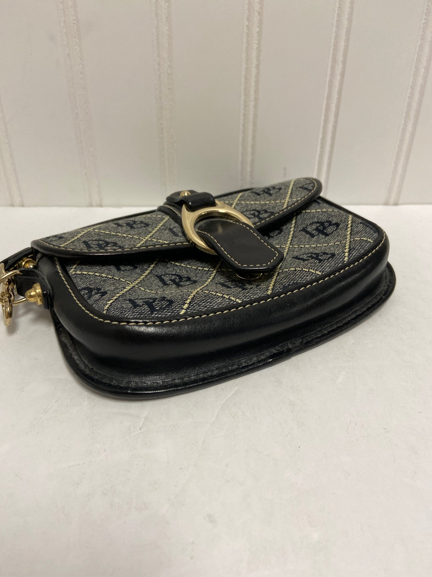 Wristlet Designer By Dooney And Bourke  Size: Medium