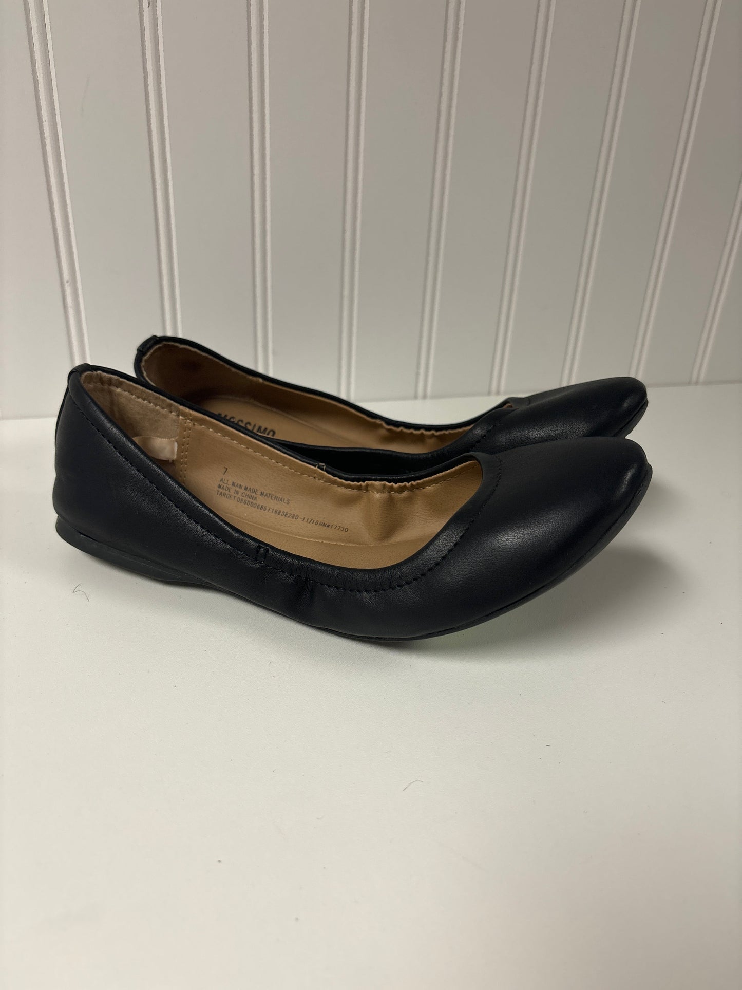 Shoes Flats By Mossimo  Size: 7