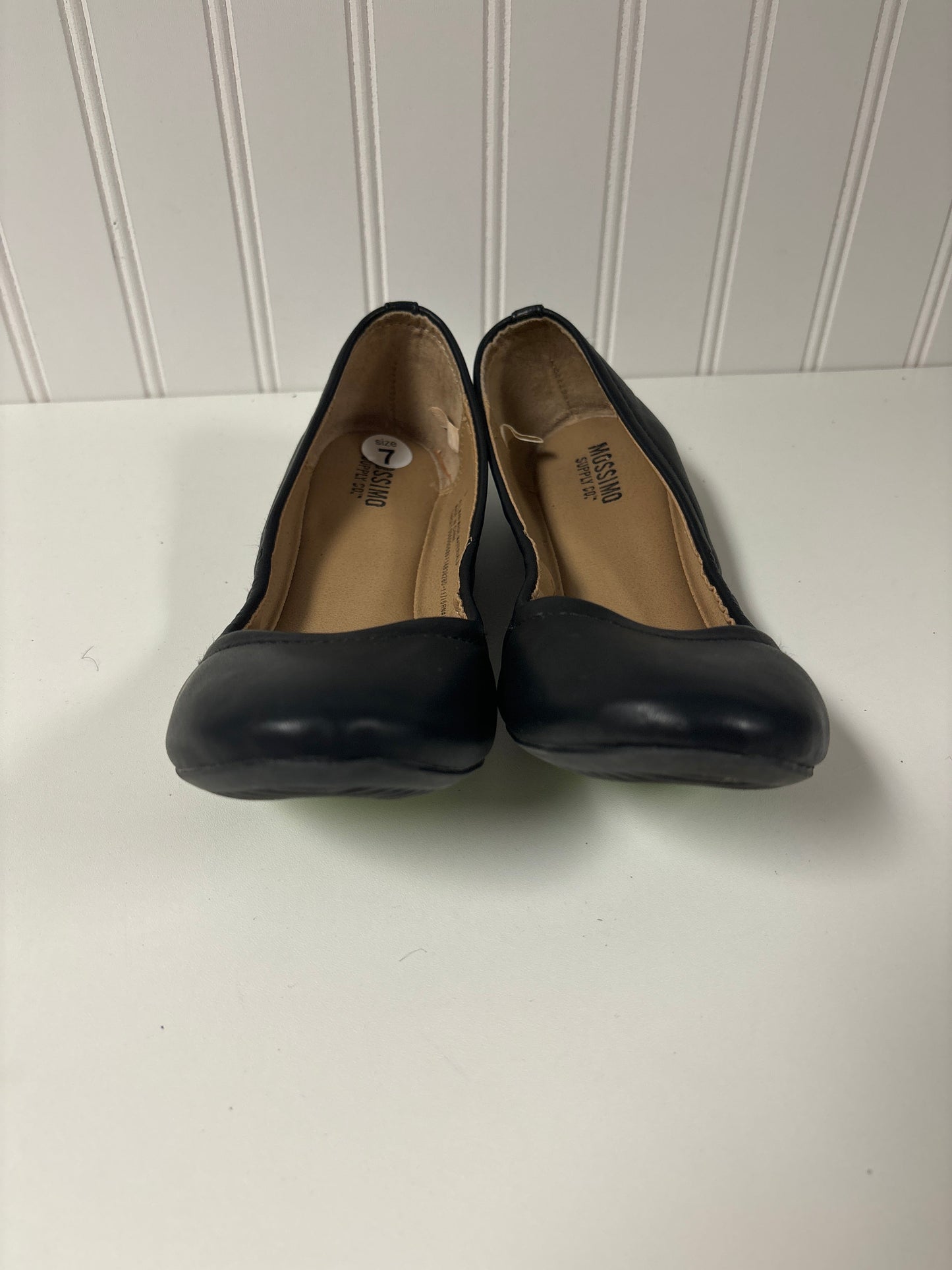 Shoes Flats By Mossimo  Size: 7