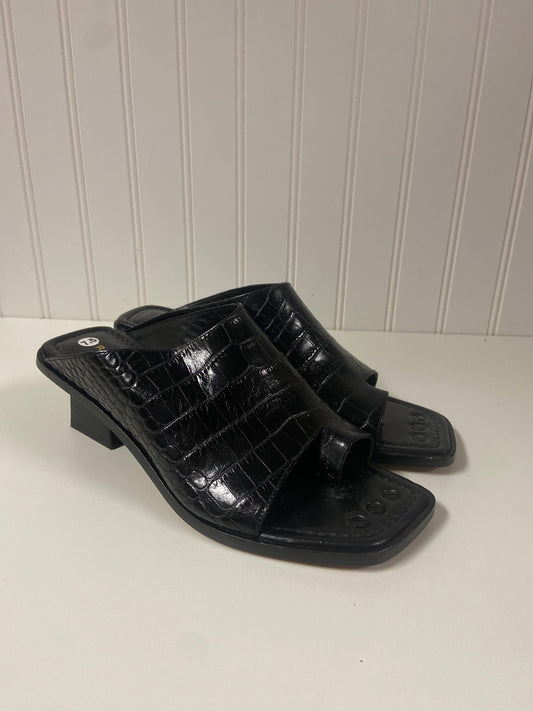 Black Sandals Heels Kitten Frame, Size 7.5