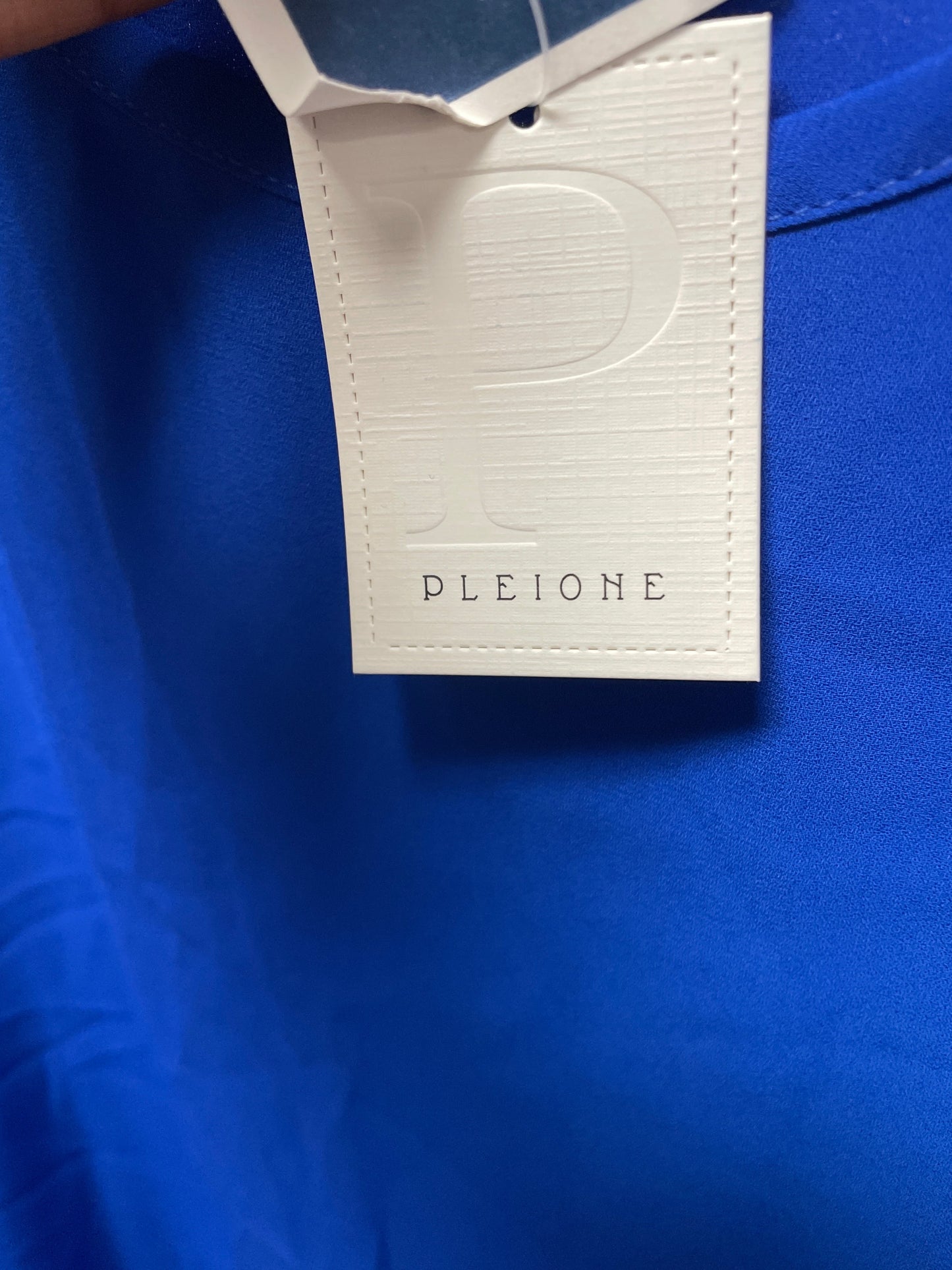 Blue Top Short Sleeve Pleione, Size M