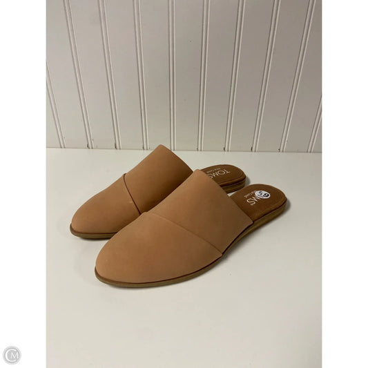 Shoes Flats By Toms In Tan, Size: 6.5