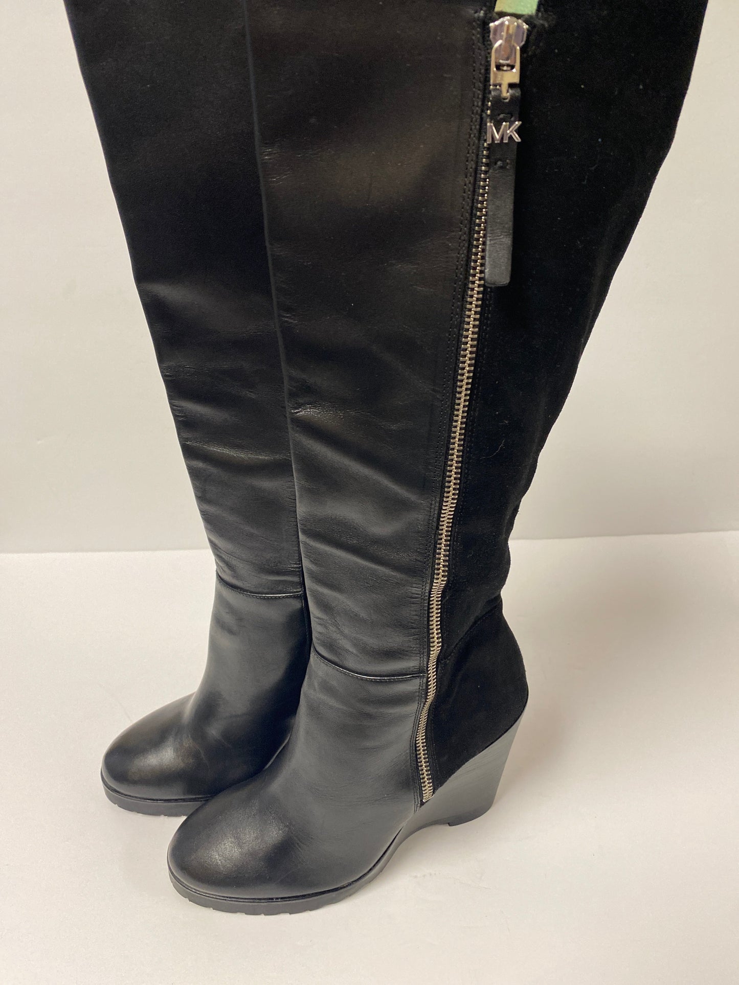 Boots Designer By Michael Kors  Size: 7.5