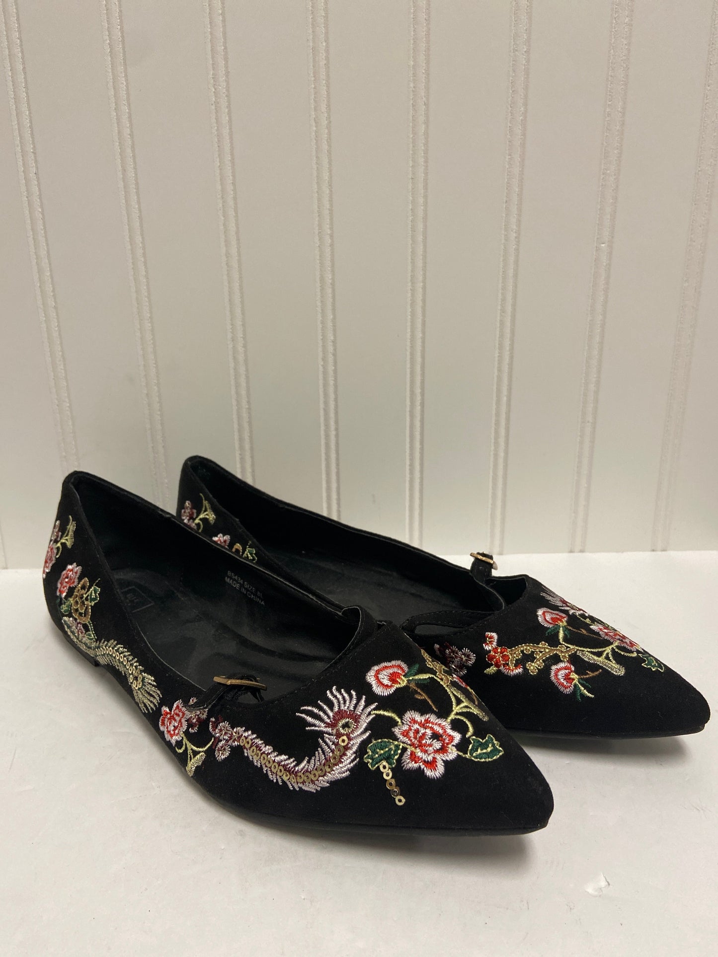 Shoes Flats By Clothes Mentor  Size: 8