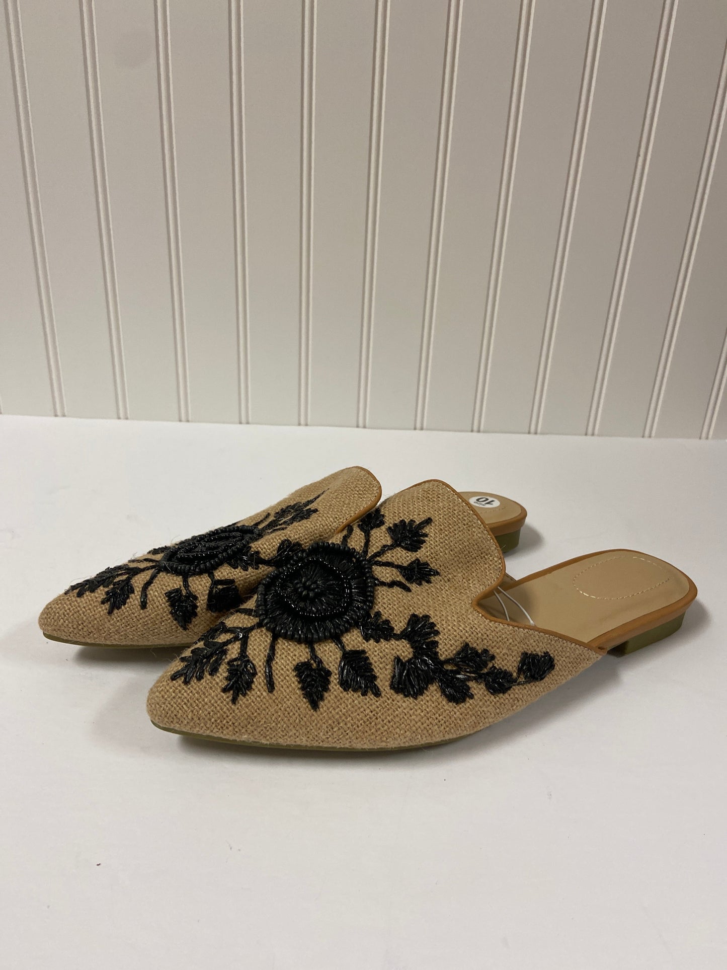 Shoes Flats By Clothes Mentor  Size: 10