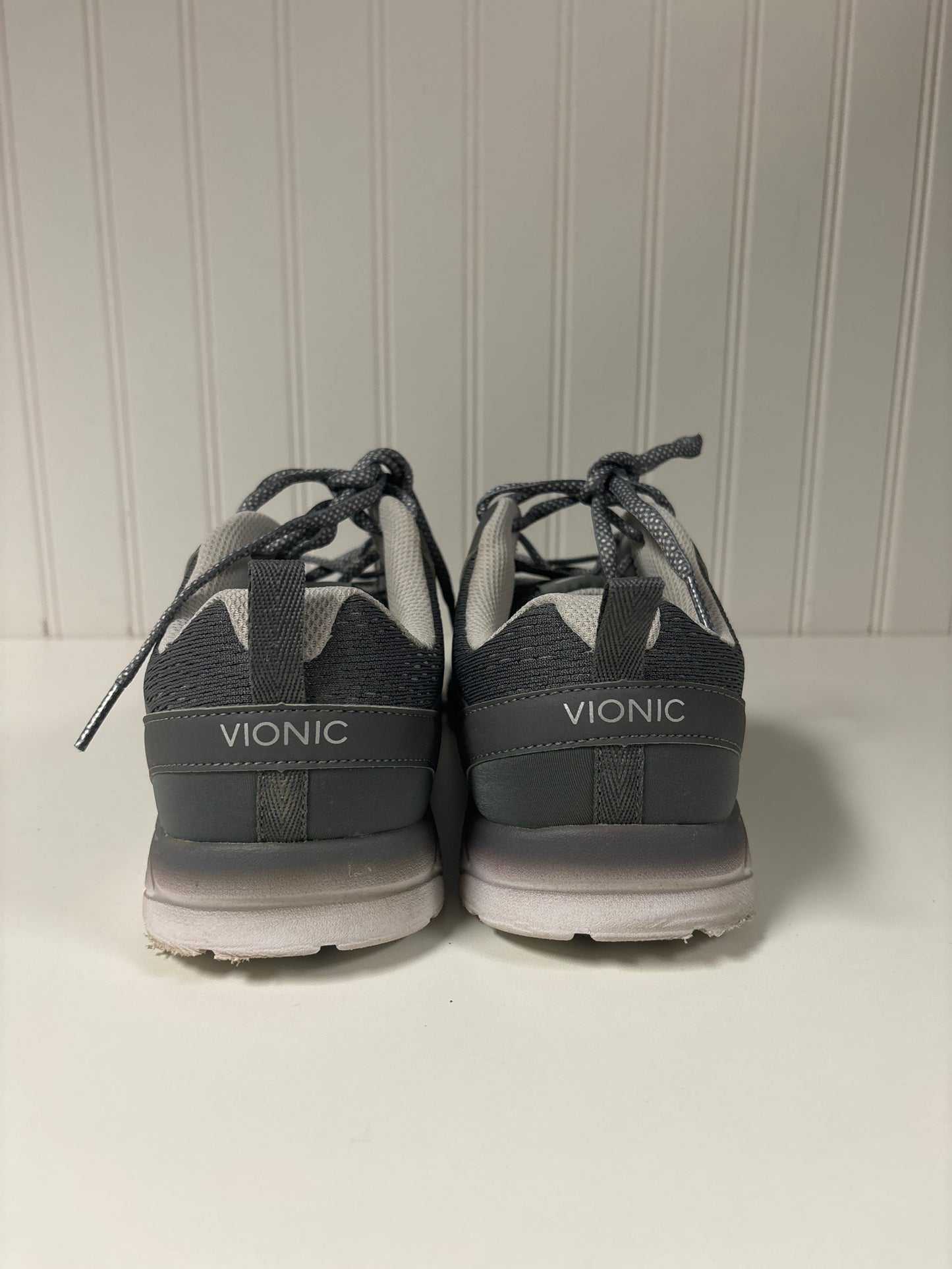 Shoes Athletic By Vionic In Grey, Size: 11