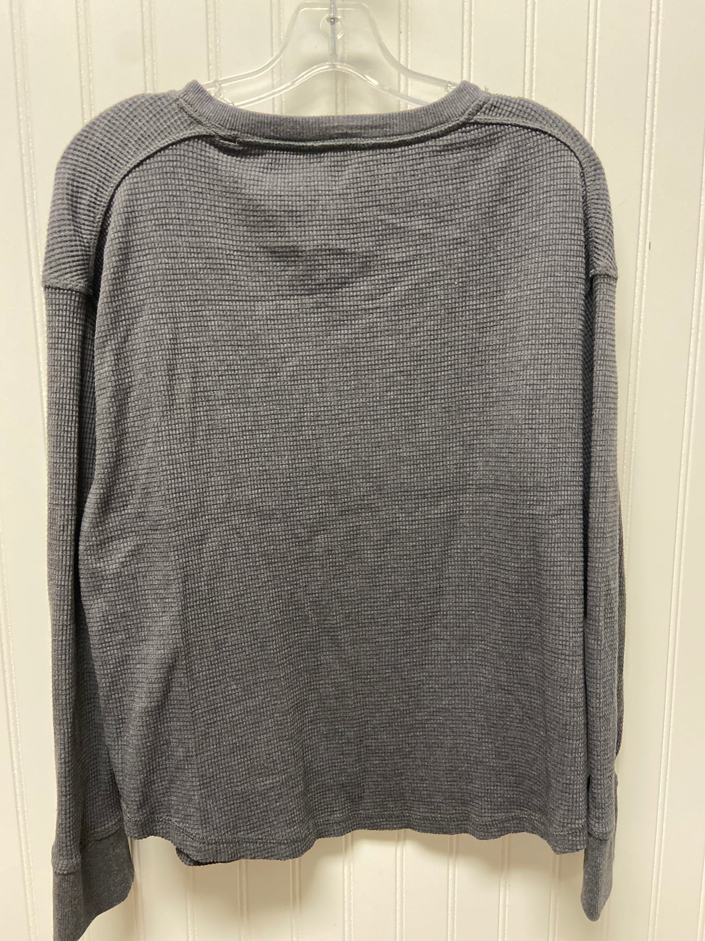 Top Long Sleeve Basic By Eddie Bauer In Grey, Size: L