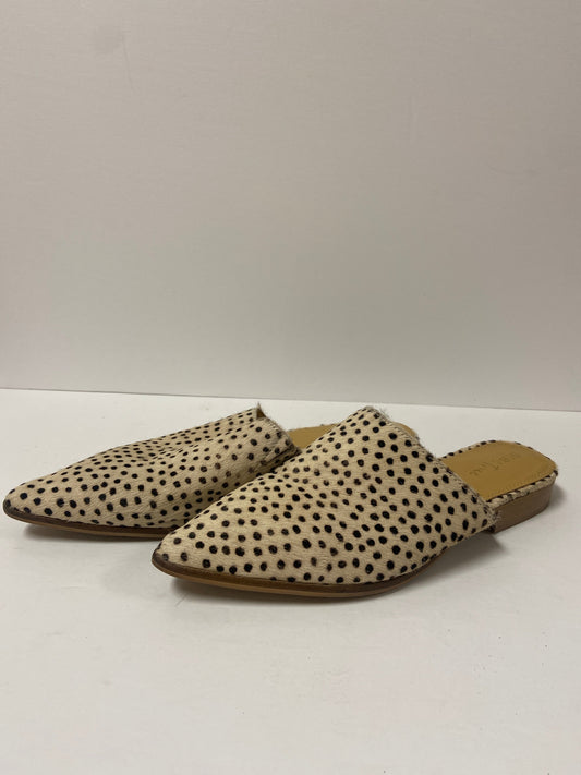 Shoes Flats Mule & Slide By Clothes Mentor  Size: 9.5