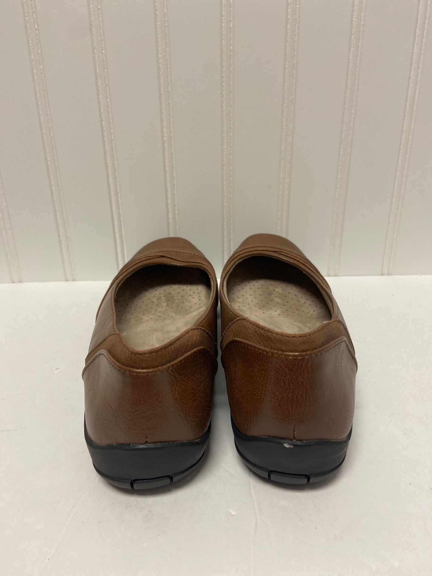 Shoes Flats By Life Stride  Size: 7