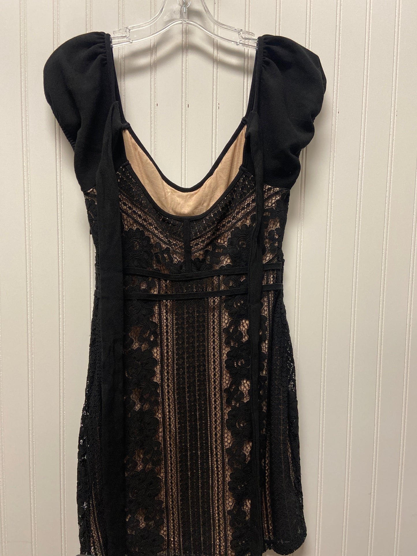 Black & Cream Dress Casual Short Free People, Size 8