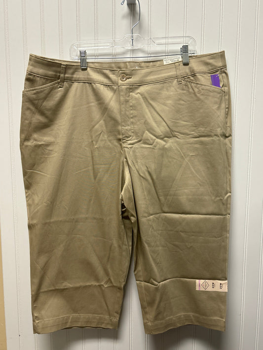 Beige Capris St Johns Bay, Size 22w