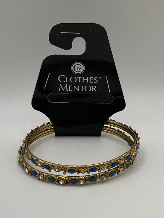 Bracelet Bangle By Clothes Mentor, Size: 02 Piece Set