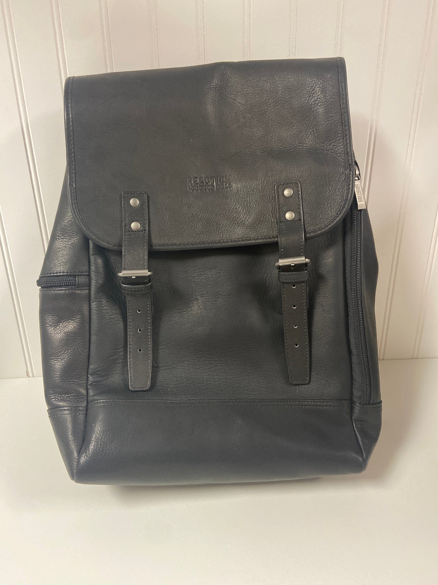 Backpack Leather By Kenneth Cole Reaction, Size: Medium