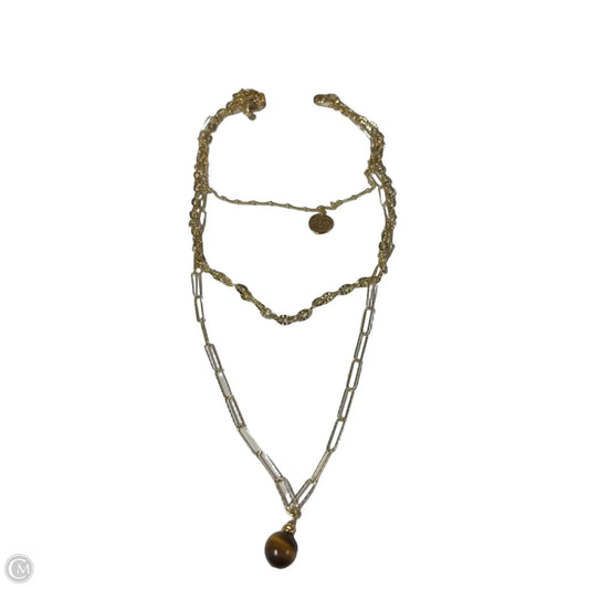 Necklace Layered By Clothes Mentor