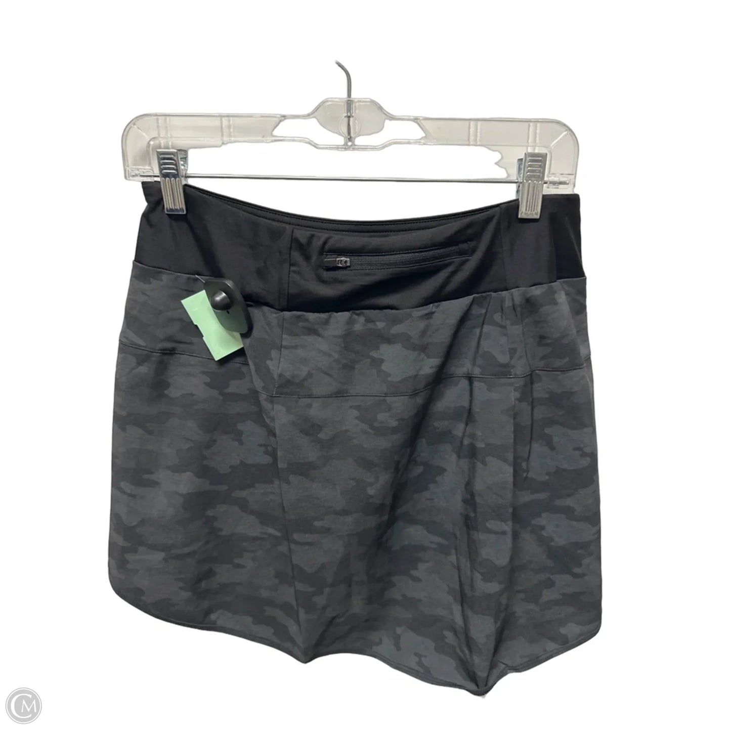 Athletic Skort By Kyodan In Camouflage Print, Size: M