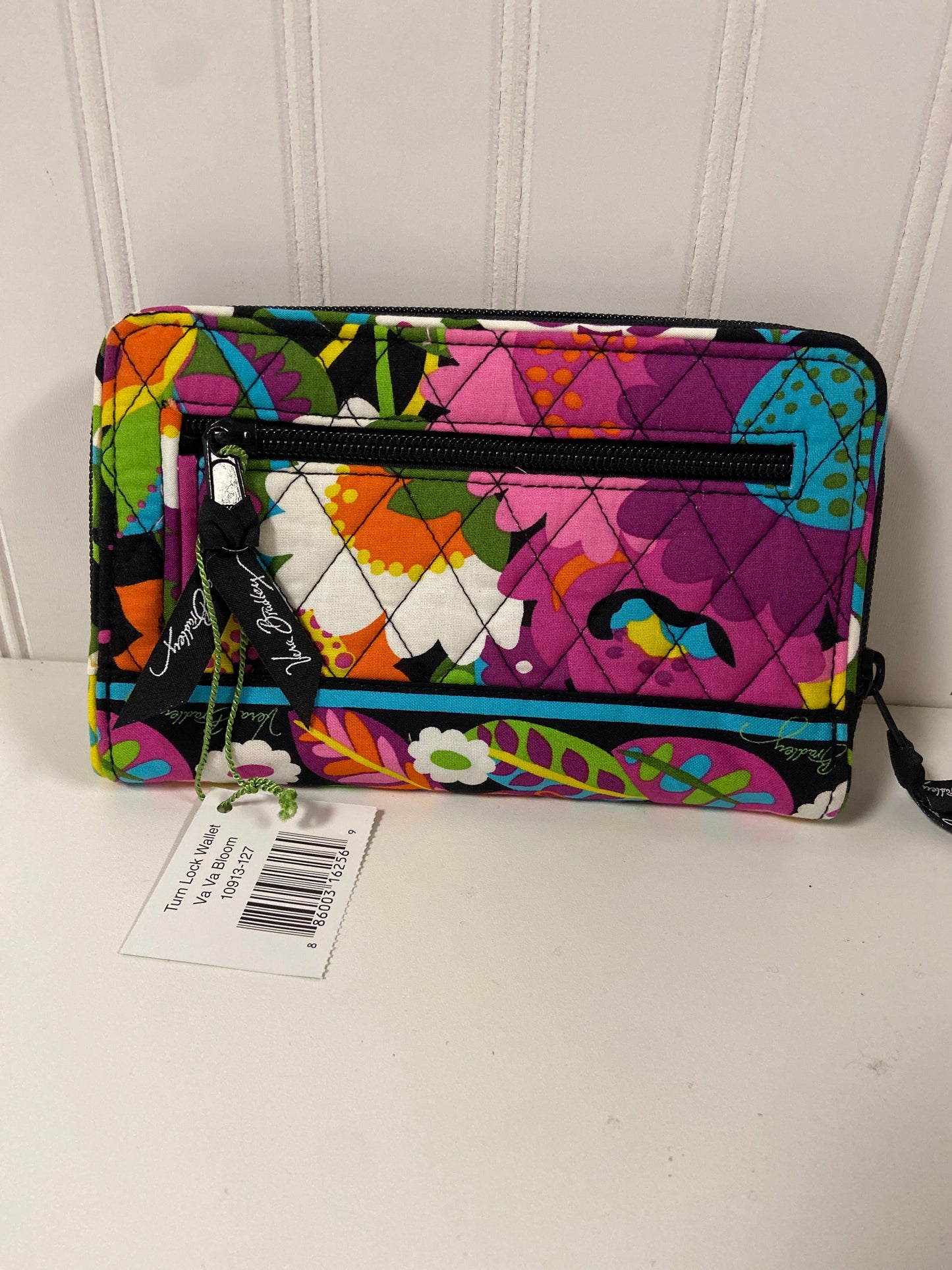 Wallet By Vera Bradley, Size: Medium