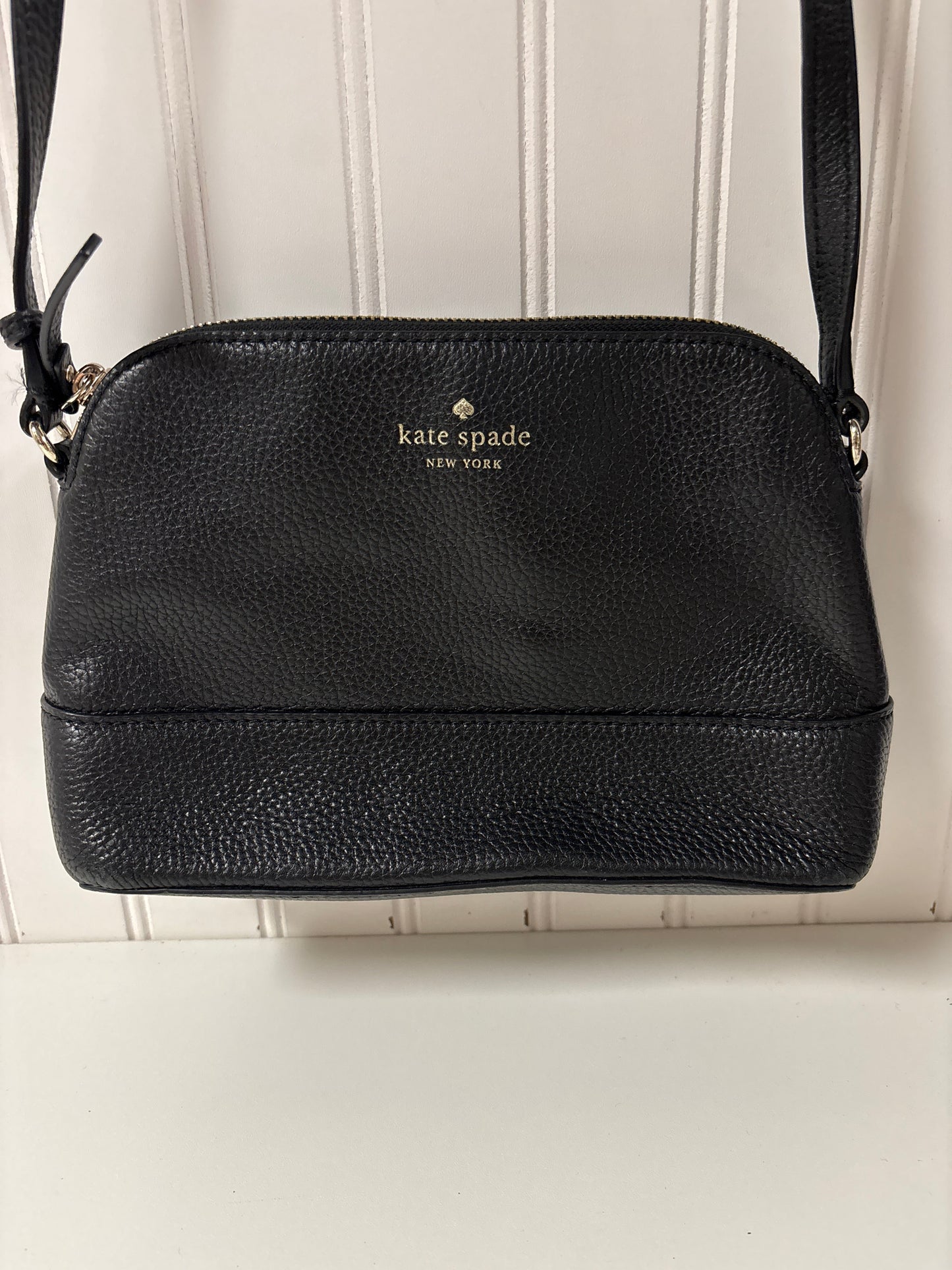 Crossbody Designer By Kate Spade, Size: Medium