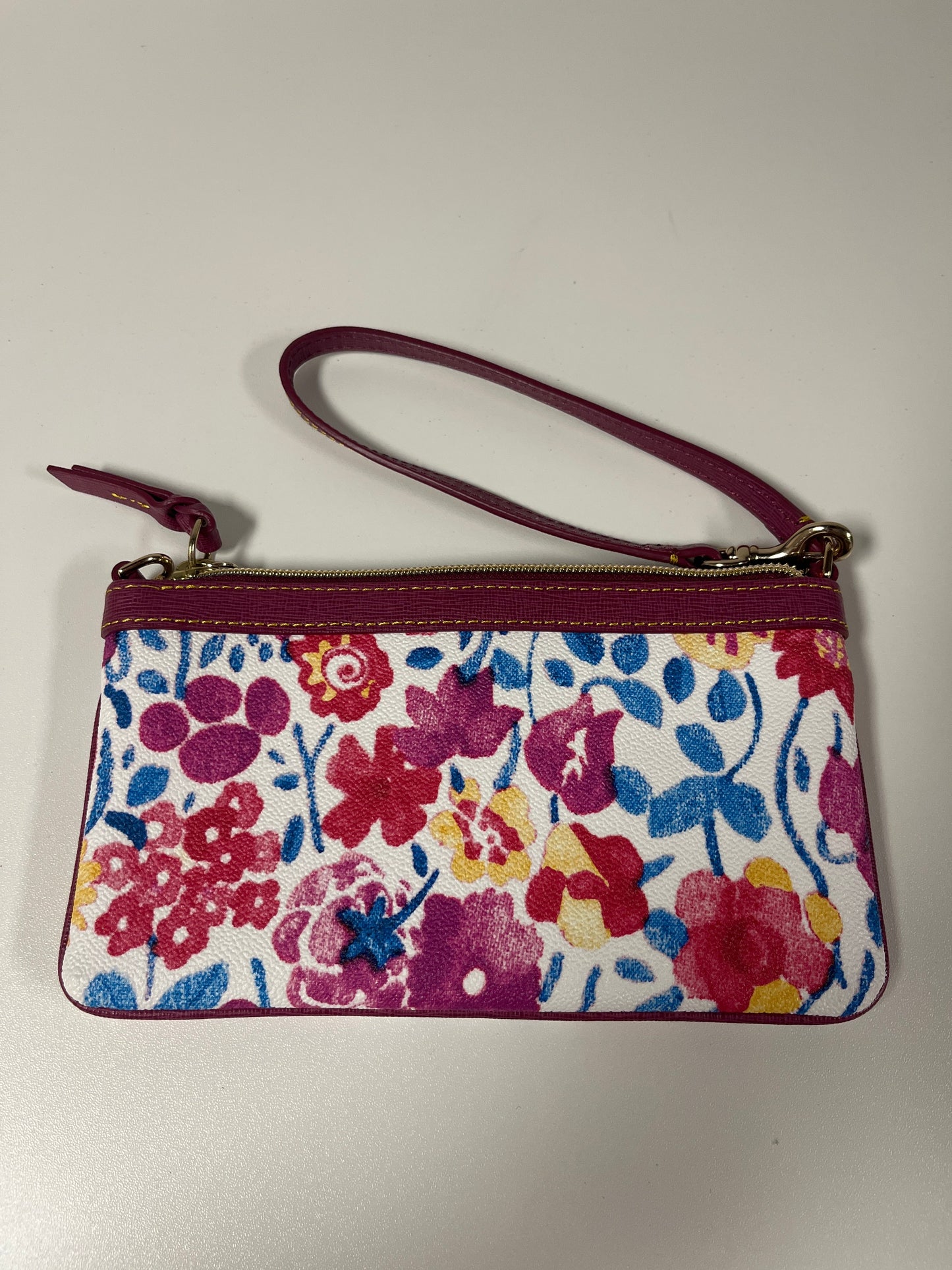 Wristlet Designer By Dooney And Bourke, Size: Medium