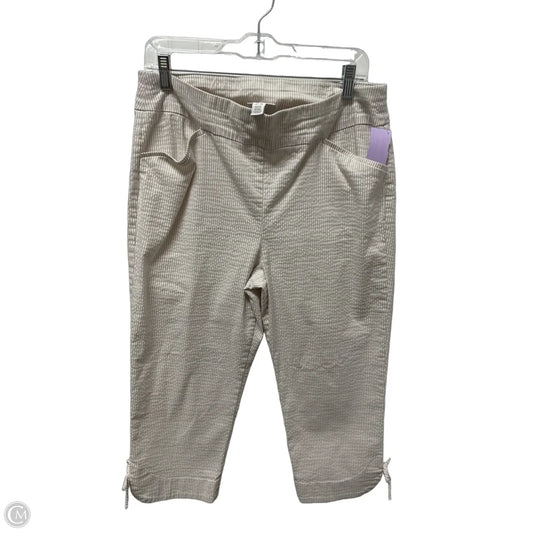 Capris By Chicos In Beige, Size: 2