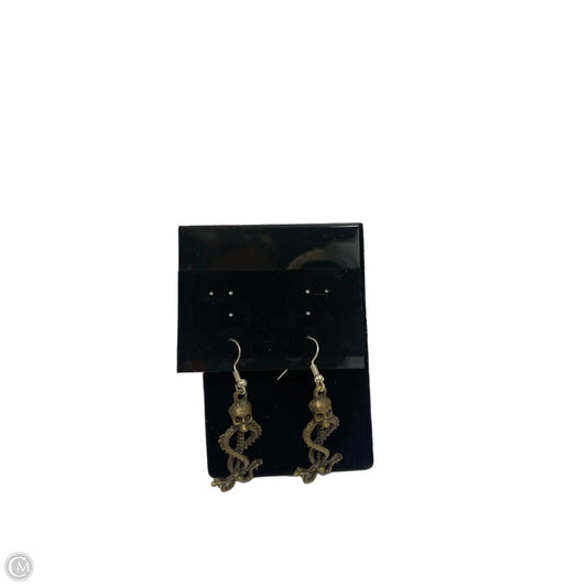 Earrings Dangle/drop By Clothes Mentor