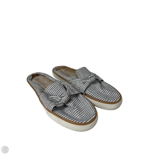 Shoes Flats By Clothes Mentor In Striped Pattern, Size: 9