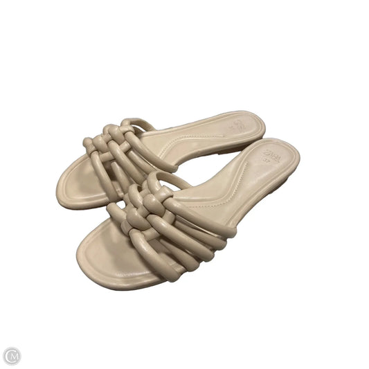 Sandals Flats By Zara In Cream, Size: 6.5