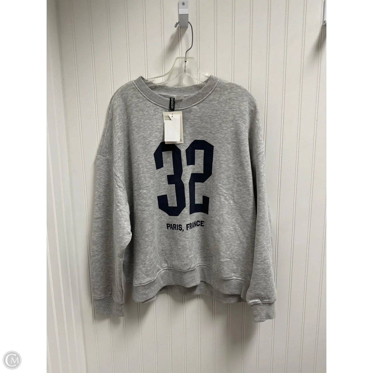 Sweater By Divided In Grey, Size: Xl