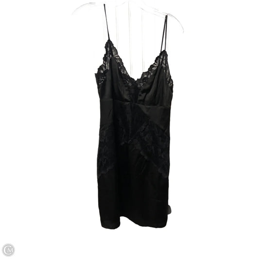 Dress Casual Short By Guess In Black, Size: S